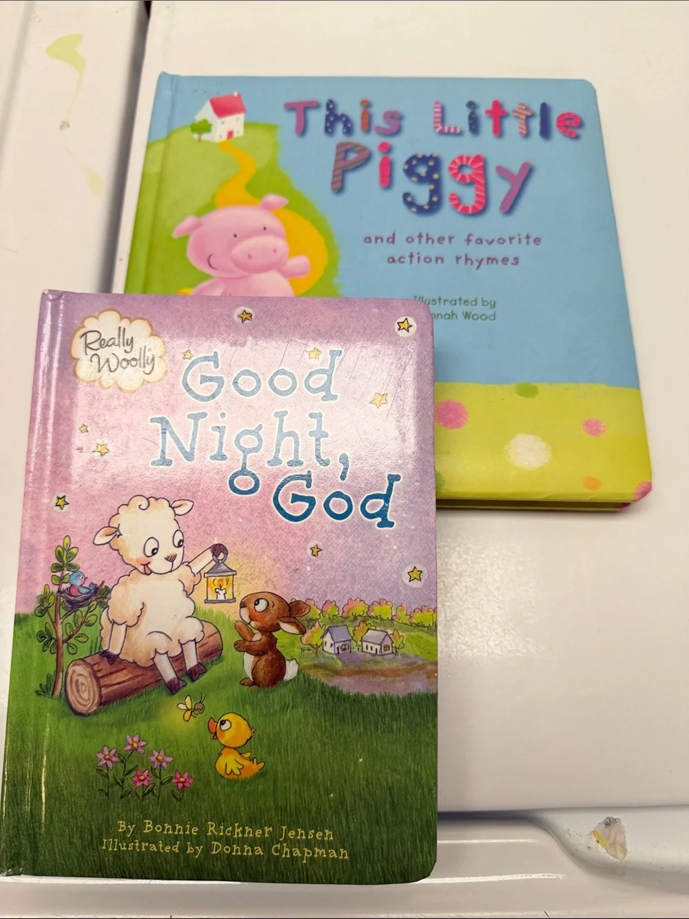 Children books 2 for toddlers! Great condition-